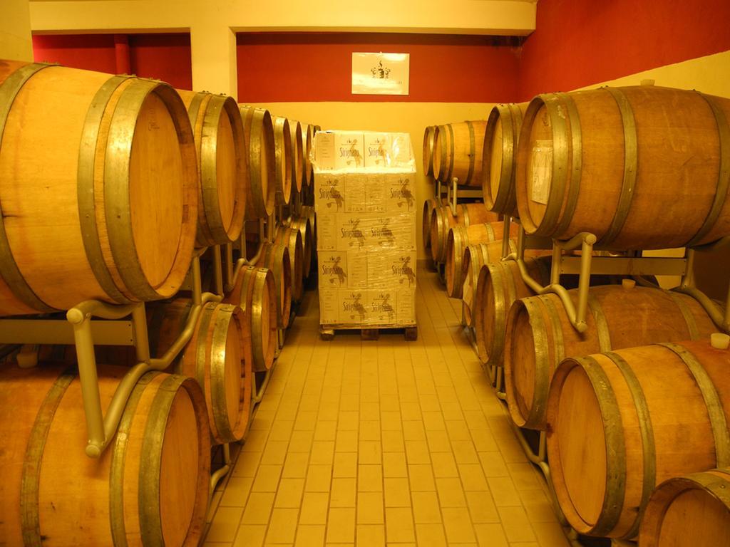 Agriturismo Sirignano Wine Resort Exterior photo